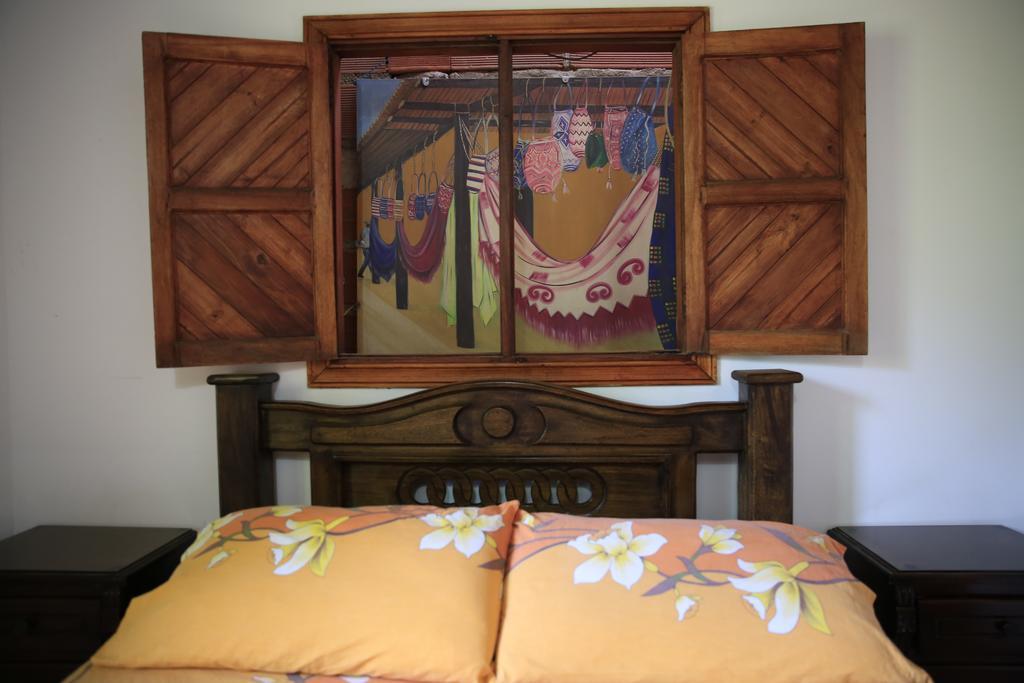 Hostal Pelikan Taganga Exterior photo